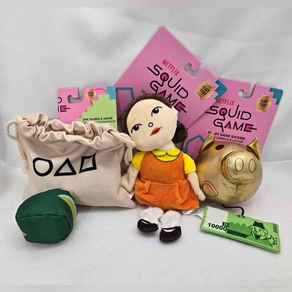 Netflix Squid Game 2 Cat Toys And 1 Dog Toy